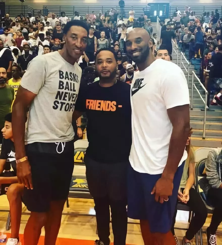 芒特状态回升，全场集锦展现轻盈灵动表现（芒特状态回暖，集锦尽显轻盈灵动）