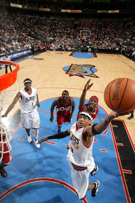 卡拉格：英超教练只有瓜帅强于埃梅里，还是不看好维拉能夺冠（卡拉格：英超主帅里仅瓜帅高于埃梅里，依旧不看好维拉夺冠）