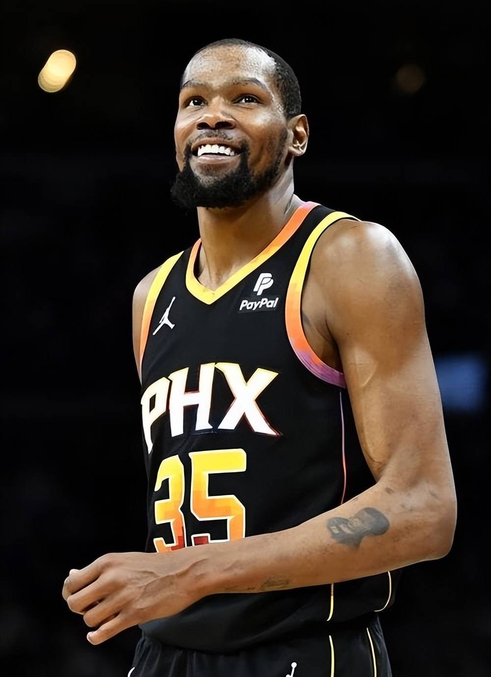 官方：多特门将迈尔续约至2027年（多特官方宣布：门将迈尔合同延长至2027年）