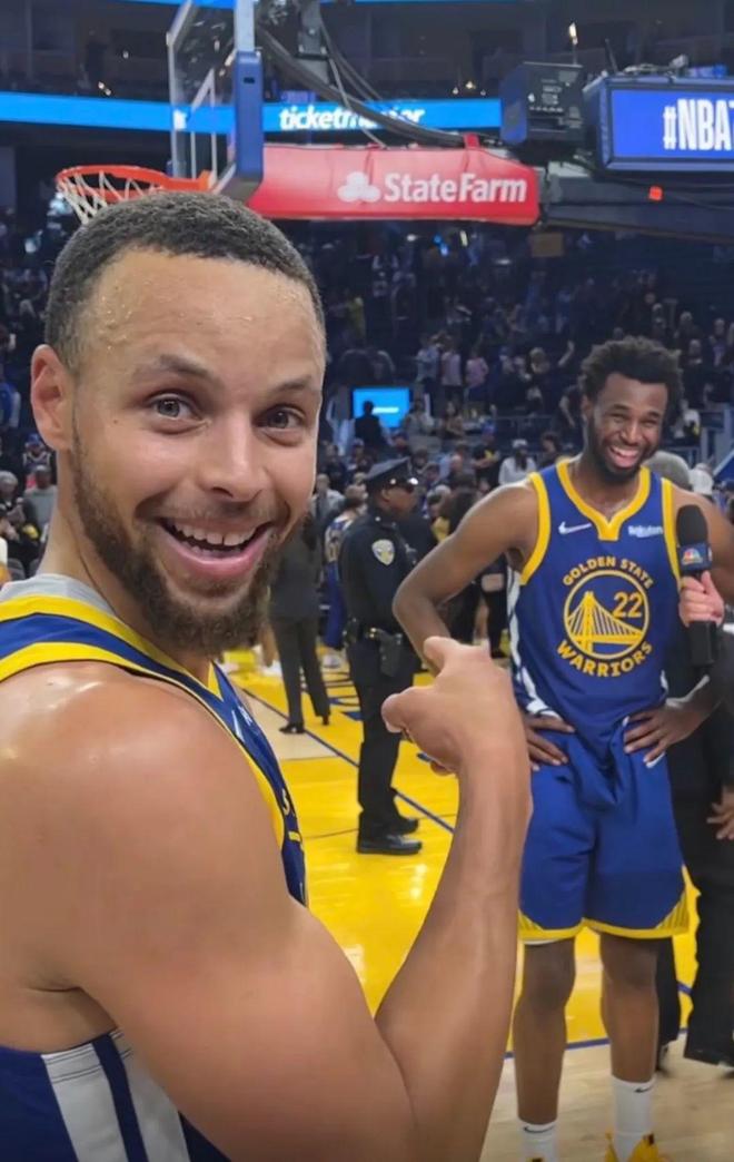 中超赛场争议判罚：VAR判罚引发热议,（中超判罚风波：VAR成争议焦点）