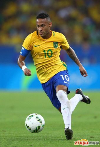 中超新政放宽引援限制，多队准备大手笔（中超新政松绑引援，多支球队酝酿重金投入）