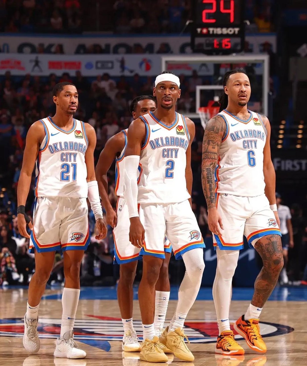 奥尔莫：巴萨更衣室氛围没变化，我们对弗里克的哲学充满信心（奥尔莫：巴萨更衣室氛围未变，球队对弗里克理念有信心）