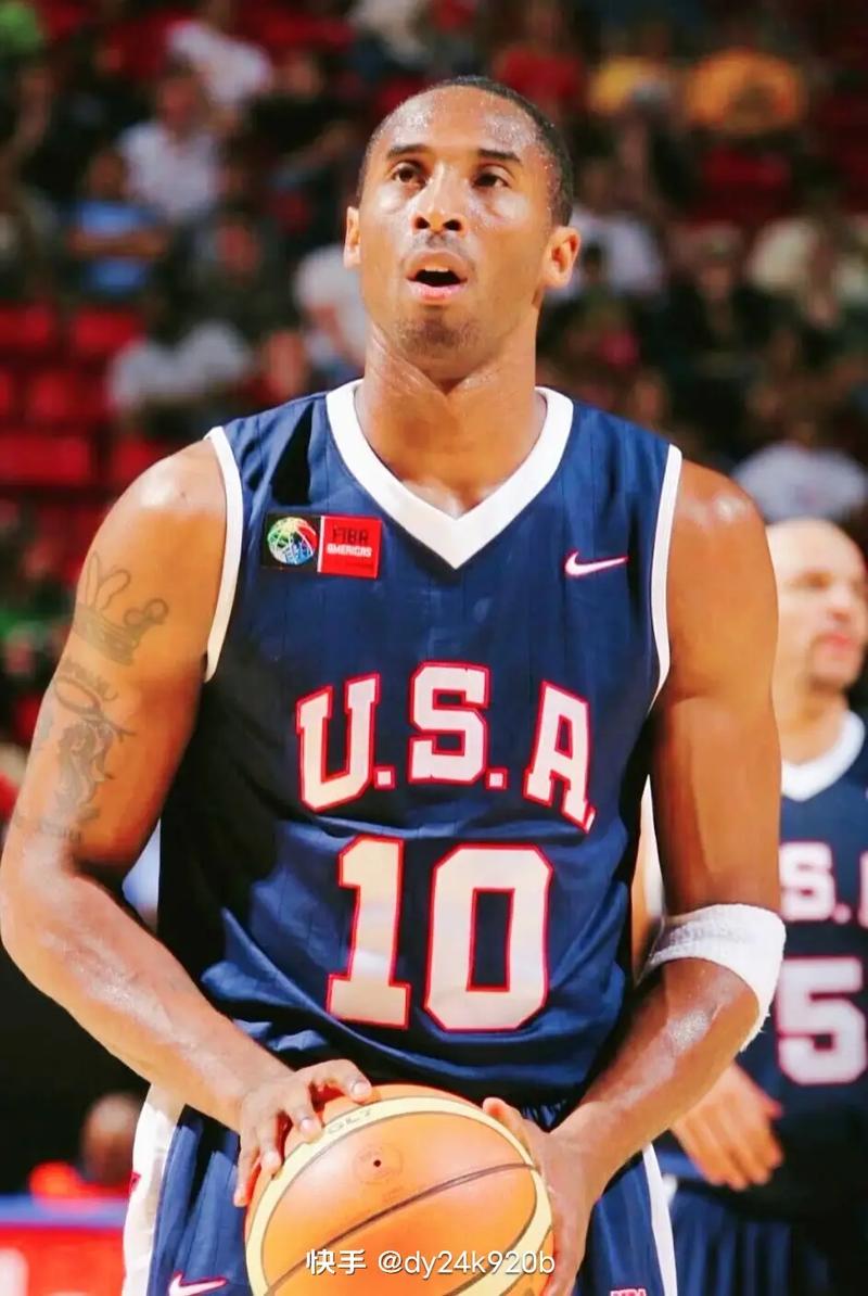 英超半场：米伦科维奇乌龙巴里破门，埃弗顿2-0诺丁汉森林（英超半场战况：巴里破门+米伦科维奇乌龙，埃弗顿暂2-0领先诺丁汉森林）