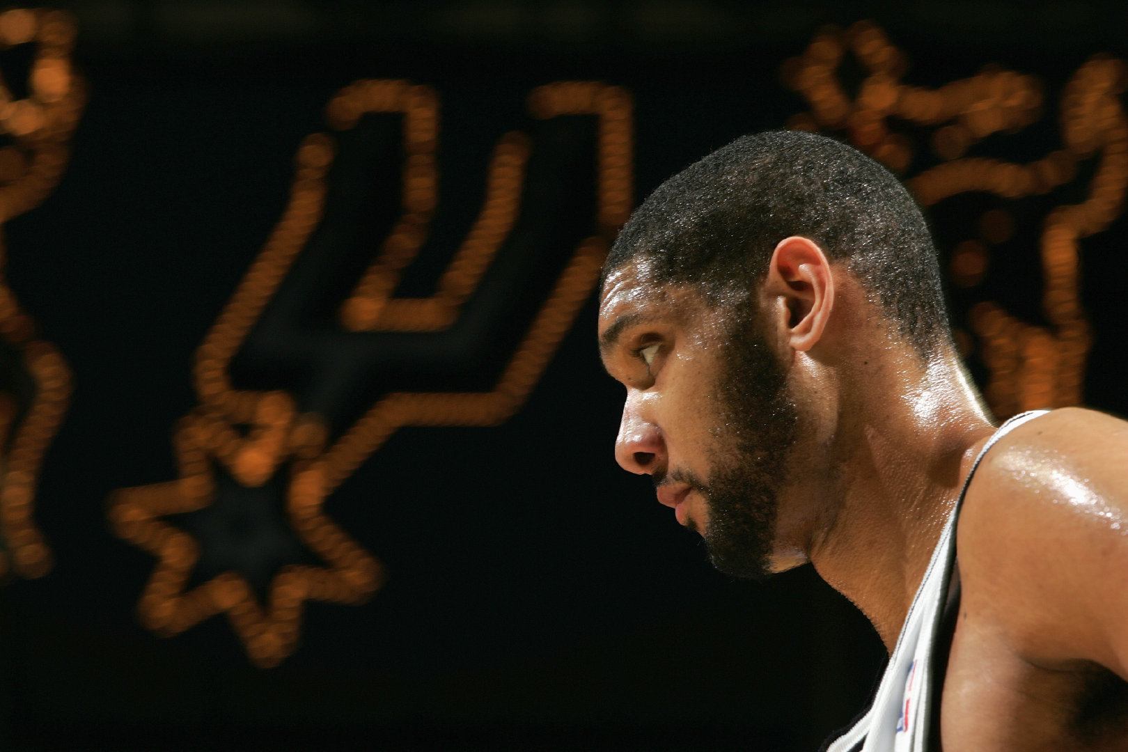 萨拉赫身价暴跌至3000万欧，公开炮轰利物浦（萨拉赫身价缩水至3000万欧，公开抨击利物浦）