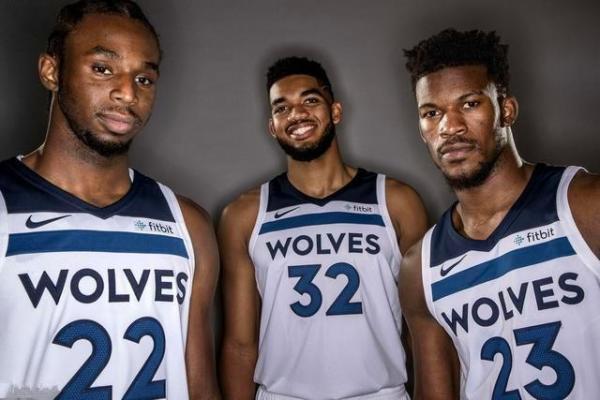 晚旗报：埃及就萨拉赫、马尔穆什参加非洲杯时间与红军曼城谈判（晚旗报称：埃及与利物浦、曼城商讨萨拉赫与马尔穆什出征非洲杯的时间安排）