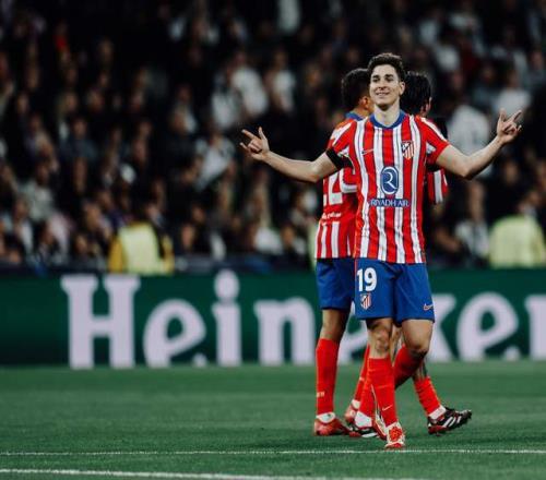 报价超十亿英镑，英媒：派拉蒙获得四年在英国的欧冠转播权（英媒称派拉蒙斥资逾10亿英镑拿下英国欧冠四年转播权）